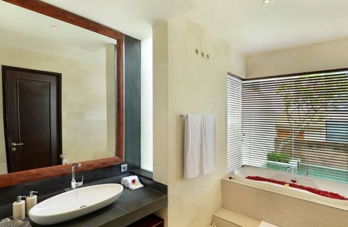 Kampial House | Premier MRC 2-Bedroom Villa #B10