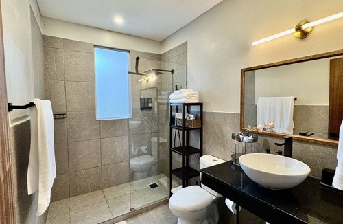 Basseterre House | Private 3 Bedroom Tropical Luxury Villa · St. Kitts