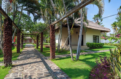 Dencarik Villa | Private Beach front Villa 12p: Accomplish your body and soul!