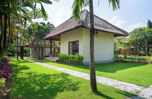 Dencarik Villa | Private Beach front Villa 12p: Accomplish your body and soul!