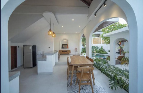 Batubulan Villa | PRIVATE POOL VILLA HASTana Klaci
