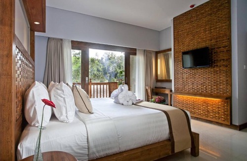 Kelusa House | Private room in a valley of Ubud, feel the tranquility of Ubud by the river