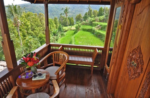 Munduk Resort | Puri Lumbung Cottages Restaurant & Spa Munduk
