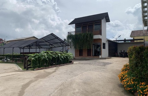 Parongpong Villa | Ranca Bentang Villa & Resto Sunda