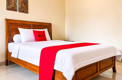 Bandung House | RedDoorz at Dago Griya Aspen Bandung