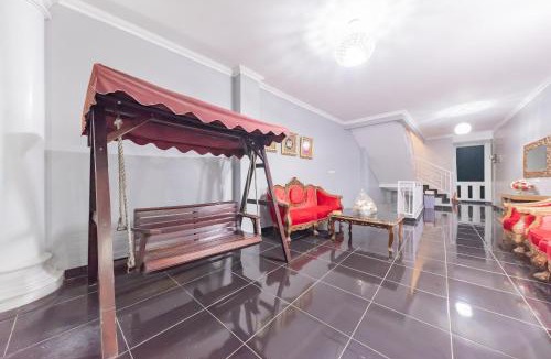 Ciloto Hotel | RedDoorz at Hotel Arwana Tugu Puncak