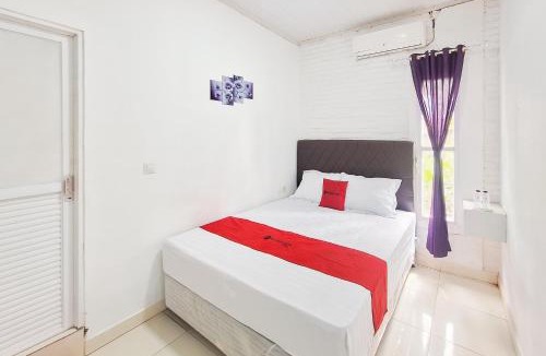 Indramayu Hotel | RedDoorz at Hotel Lavender Kertajati
