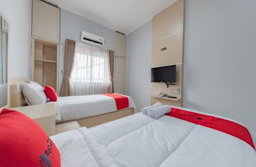 Arcamanik Hotel | RedDoorz at Kandaga 80 near Stadium Arcamanik