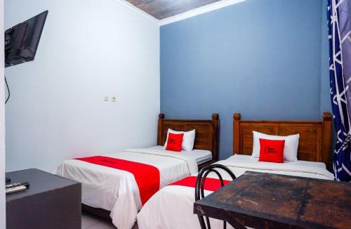 Central Yogyakarta Hotel | RedDoorz at Pakuncen Malioboro Yogyakarta