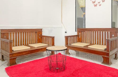Pameungpeuk Hotel | RedDoorz at Pantai Sayangheulang Garut 2