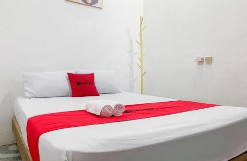 Pameungpeuk Hotel | RedDoorz at Villa Zea Sayangheulang Garut