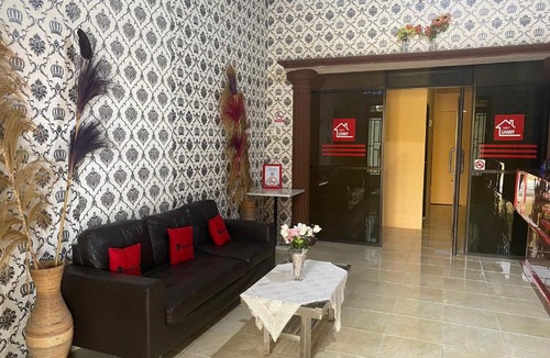 Prabumulih Hotel | RedDoorz @ Jalan Padat Karya Prabumulih