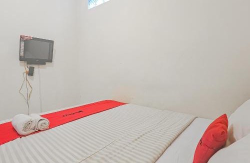 Cianjur Hotel | RedDoorz near Alun Alun Cianjur