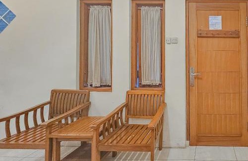 Cianjur Hotel | RedDoorz near Alun Alun Cianjur