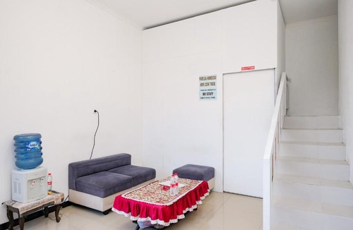 Madurejo Hotel | RedDoorz near Candi Prambanan 3 Yogyakarta