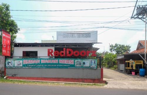 Purwokerto House | RedDoorz near Kampus UMP Purwokerto