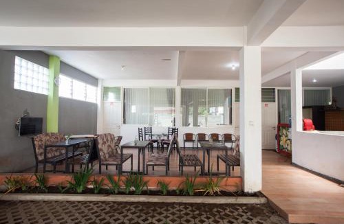 Sidomulyo House | RedDoorz near Museum Angkut Batu 2