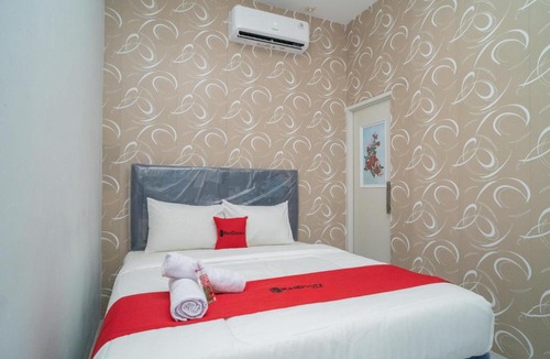 Kampung Bali Hotel | RedDoorz near Sarinah Jakarta