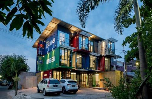 Semarang House | RedDoorz near Taman Rejomulyo