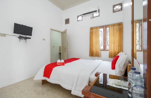Lubuklinggau House | RedDoorz near Watervang Lubuk Linggau 2