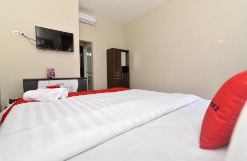 Pemecutan Kelod House | RedDoorz Plus near Jalan Imam Bonjol Denpasar