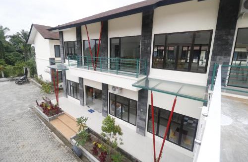 Medan Hotel | RedDoorz Plus near Kualanamu Airport Medan