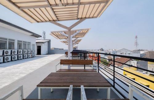 Dinoyo House | RedDoorz Plus near Politeknik Negeri Malang