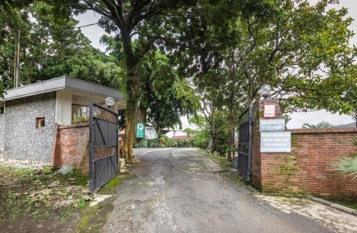 Lawang House | RedDoorz Plus @ Purwodadi