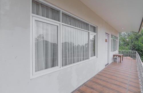 Ciater House | RedDoorz Resort Syariah near DCastello Ciater Subang