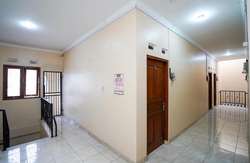 Yogyakarta House | RedDoorz Syariah at Homestay Attin Tugu Jogja