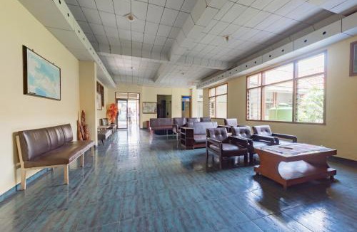 Ciamis Hotel | RedDoorz Syariah at Hotel Budi Family