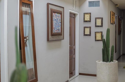 Kepanjen Hotel | Reddoorz Syariah at House Of Melati Kepanjen