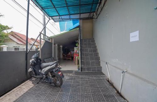 Kualakapuas House | RedDoorz Syariah At Jalan cilik Riwut Kapuas