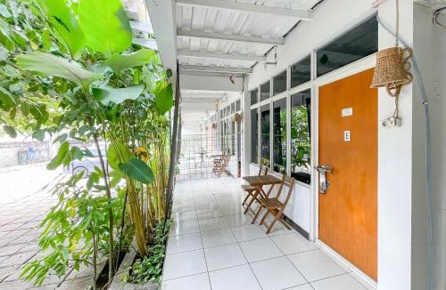 Sukabumi Hotel | RedDoorz Syariah at Jalan RA Kosasih Sukabumi