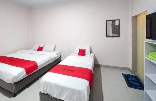 Mandau Hotel | RedDoorz Syariah at Wisma Seroja Indah Duri