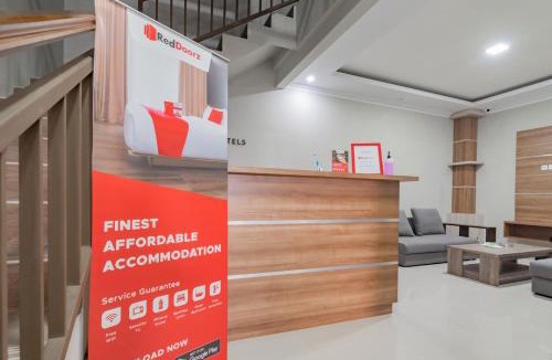 Tasikmalaya Hotel | RedDoorz Syariah @ Boemi Guesthouse Tasikmalaya