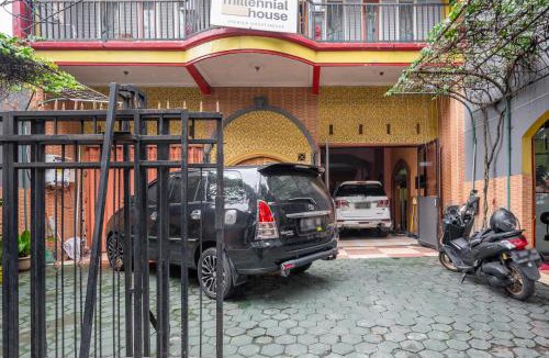 Malang House | RedDoorz Syariah @ Danau Kerinci Sawojajar