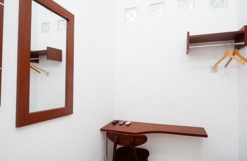 Krapyak Hotel | RedDoorz Syariah near Exit Tol Krapyak Semarang