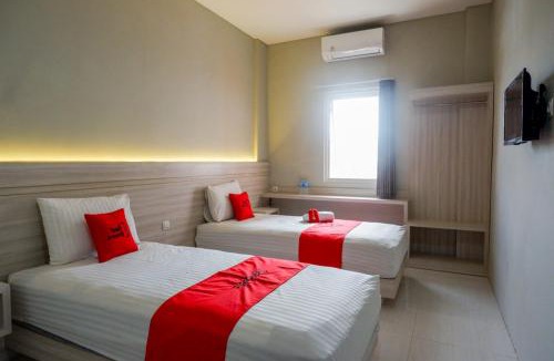 West Semarang House | RedDoorz Syariah near PRPP Marina Semarang