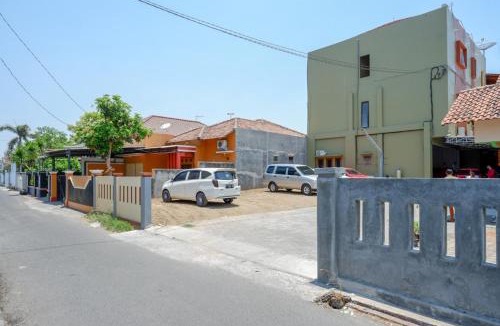 Pati House | RedDoorz Syariah near Alun Alun Pati