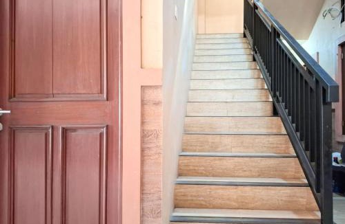 Pekalongan Hotel | RedDoorz Syariah Near Exit Toll Pekalongan 2