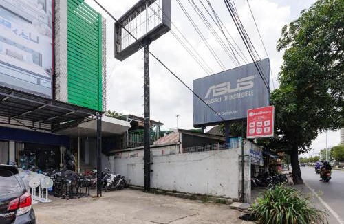 Martapura Hotel | RedDoorz Syariah near Q-Mall Banjarbaru