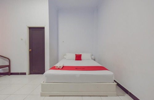 Tarakan House | RedDoorz Syariah near Ramayana Mall Tarakan