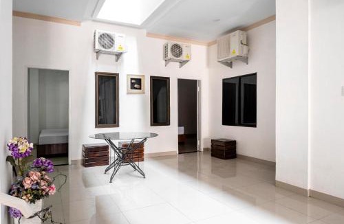 Medan House | RedDoorz Syariah near Stadion Teladan Medan