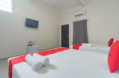 Tasikmalaya Hotel | RedDoorz Syariah Plus @ Perintis Guesthouse Tasikmalaya