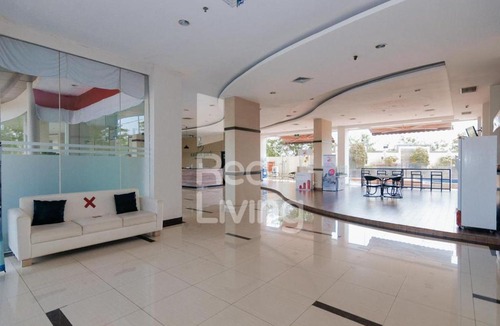 Serpong Hotel | RedLiving Apartemen Easton Park Serpong with Netflix