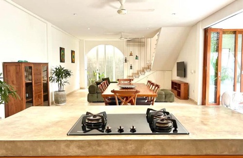 Tibubeneng Villa | Relax & Charme - Villa Mardel 3BR - Berawa Canggu