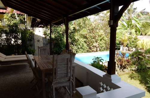 Jasri Villa | Relaxing Beachfront Villa - Close to Surf break