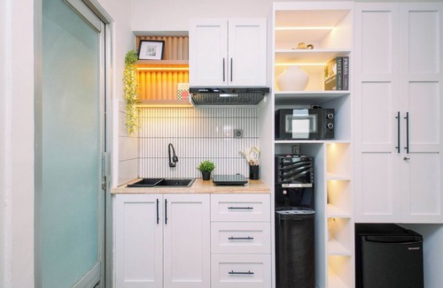Pluit Apartment | Restful And Serene Studio Room At Apartment Green Bay Pluit