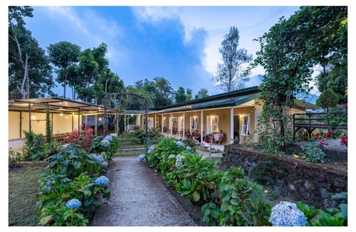 Kecamatan Sembalun Hotel | Rinjani Garden Syariah by ecommerceloka